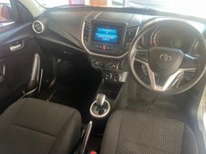 Toyota Vitz 1.0 XR auto - Image 6