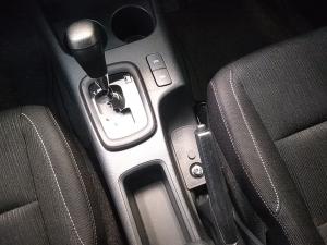 Toyota Hilux 2.4GD-6 double cab Raider auto - Image 13