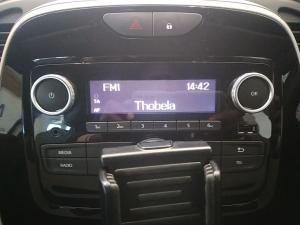 Renault Captur 66kW turbo Blaze - Image 13