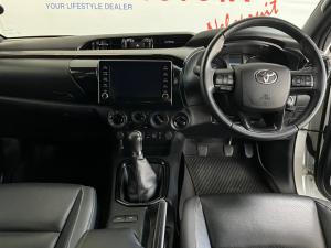 Toyota Hilux 2.8GD-6 Xtra cab 4x4 Legend manual - Image 6
