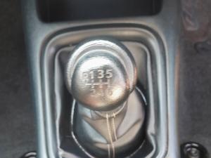 Toyota Hilux 2.4GD-6 double cab Raider manual - Image 16