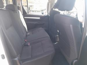Toyota Hilux 2.4GD-6 double cab Raider manual - Image 20
