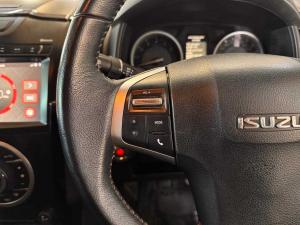 Isuzu D-MAX 300 LX D/C - Image 14