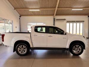 Isuzu D-MAX 300 LX D/C - Image 5