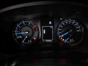 Toyota Hilux 2.8 GD-6 RB Legend 4X4 automaticE/CAB - Image 12