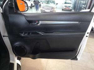Toyota Hilux 2.8 GD-6 RB Legend 4X4 automaticE/CAB - Image 14