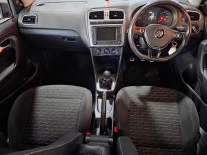 Volkswagen Polo Vivo 1.6 Maxx - Image 11