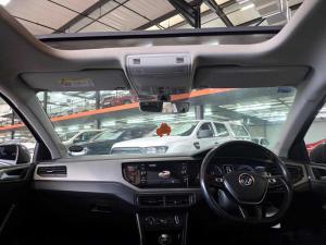 Volkswagen Polo 1.0 TSI Comfortline - Image 11