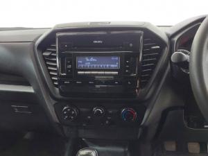 Isuzu D-Max 1.9TD double cab L manual - Image 10