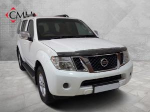 Nissan Pathfinder 2.5dCi LE auto - Image 1