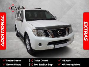 Nissan Pathfinder 2.5dCi LE auto - Image 1