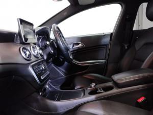 Mercedes-Benz CLA CLA220d AMG Line - Image 9