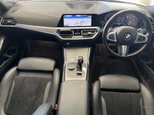 BMW 3 Series 320i Mzansi Edition - Image 5