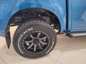 Nissan Navara 2.5DDTi double cab LE 4x4 - Image 6