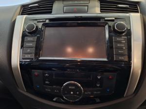 Nissan Navara 2.3D double cab 4x4 LE auto - Image 7