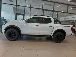 Nissan Navara 2.5DDTi double cab Pro-4X 4x4 - Image 2
