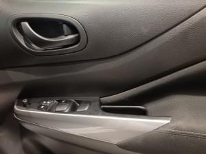 Nissan Navara 2.5DDTi double cab XE 4x4 - Image 14