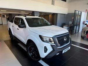 Nissan Navara 2.3D double cab Stealth auto - Image 3
