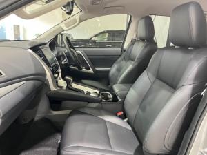 Mitsubishi Pajero Sport 2.4DI-D 4x4 - Image 10