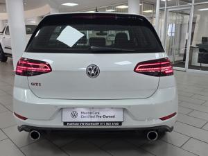 Volkswagen Golf GTI - Image 12