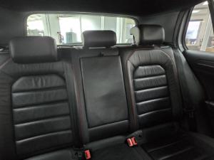 Volkswagen Golf GTI - Image 9