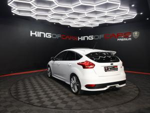 Ford Focus ST 3 - Image 4