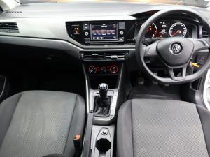 Volkswagen Polo hatch 1.0TSI Trendline - Image 8