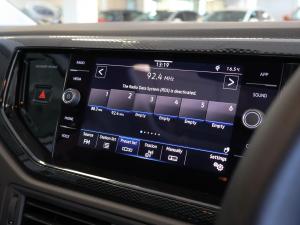 Volkswagen Polo hatch 1.0TSI Life manual - Image 15