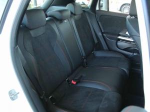 Mercedes-Benz GLA GLA200 Progressive - Image 14