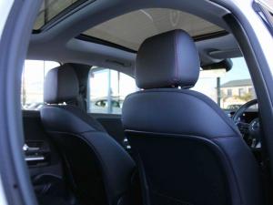 Mercedes-Benz GLA GLA200 Progressive - Image 15