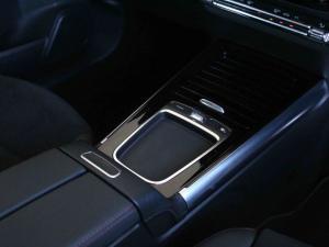 Mercedes-Benz GLA GLA200 Progressive - Image 9