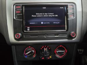 Volkswagen Polo Vivo hatch 1.0TSI GT - Image 8