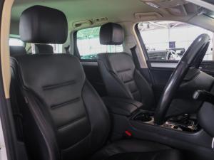 Volkswagen Touareg V6 TDI Escape - Image 12