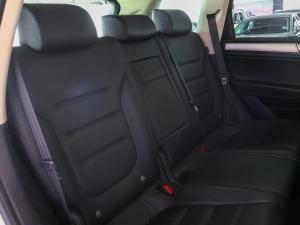 Volkswagen Touareg V6 TDI Escape - Image 14