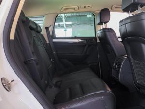 Volkswagen Touareg V6 TDI Escape - Image 15