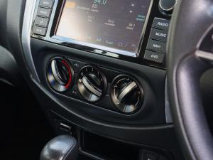Nissan Navara 2.5DDTi double cab SE Plus auto - Image 12