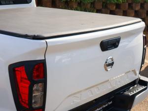 Nissan Navara 2.5DDTi double cab SE Plus auto - Image 18