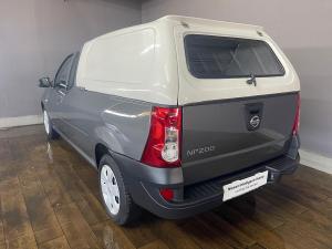 Nissan NP200 1.6i safety pack (aircon) - Image 6