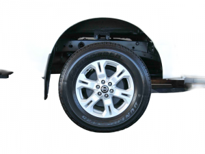 Nissan Navara 2.5DDTi double cab SE Plus auto - Image 18