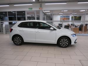 Volkswagen Polo 1.0 TSI Life DSG - Image 3