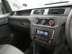 Volkswagen CADDY4 Crewbus 1.6i - Image 11
