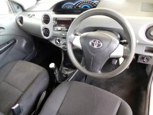 Toyota Etios sedan 1.5 Sprint - Image 3