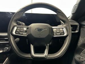 Ford Mustang 5.0 GT fastback - Image 16