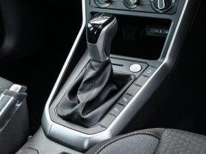 Volkswagen Polo hatch 1.0TSI Life manual - Image 13