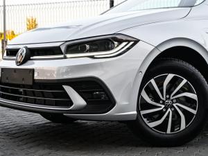 Volkswagen Polo hatch 1.0TSI Life manual - Image 4