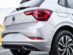 Volkswagen Polo hatch 1.0TSI Life manual - Image 9