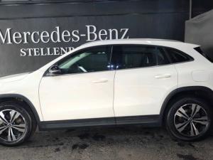 Mercedes-Benz GLA GLA200d - Image 3