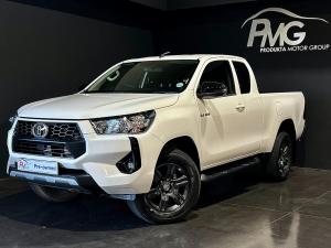 Toyota Hilux 2.4GD-6 Xtra cab Raider manual - Image 1