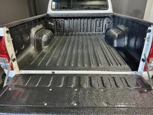Toyota Hilux 2.4GD-6 Xtra cab Raider manual - Image 7