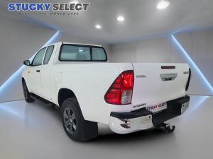 Toyota Hilux 2.4GD-6 single cab Raider auto - Image 3